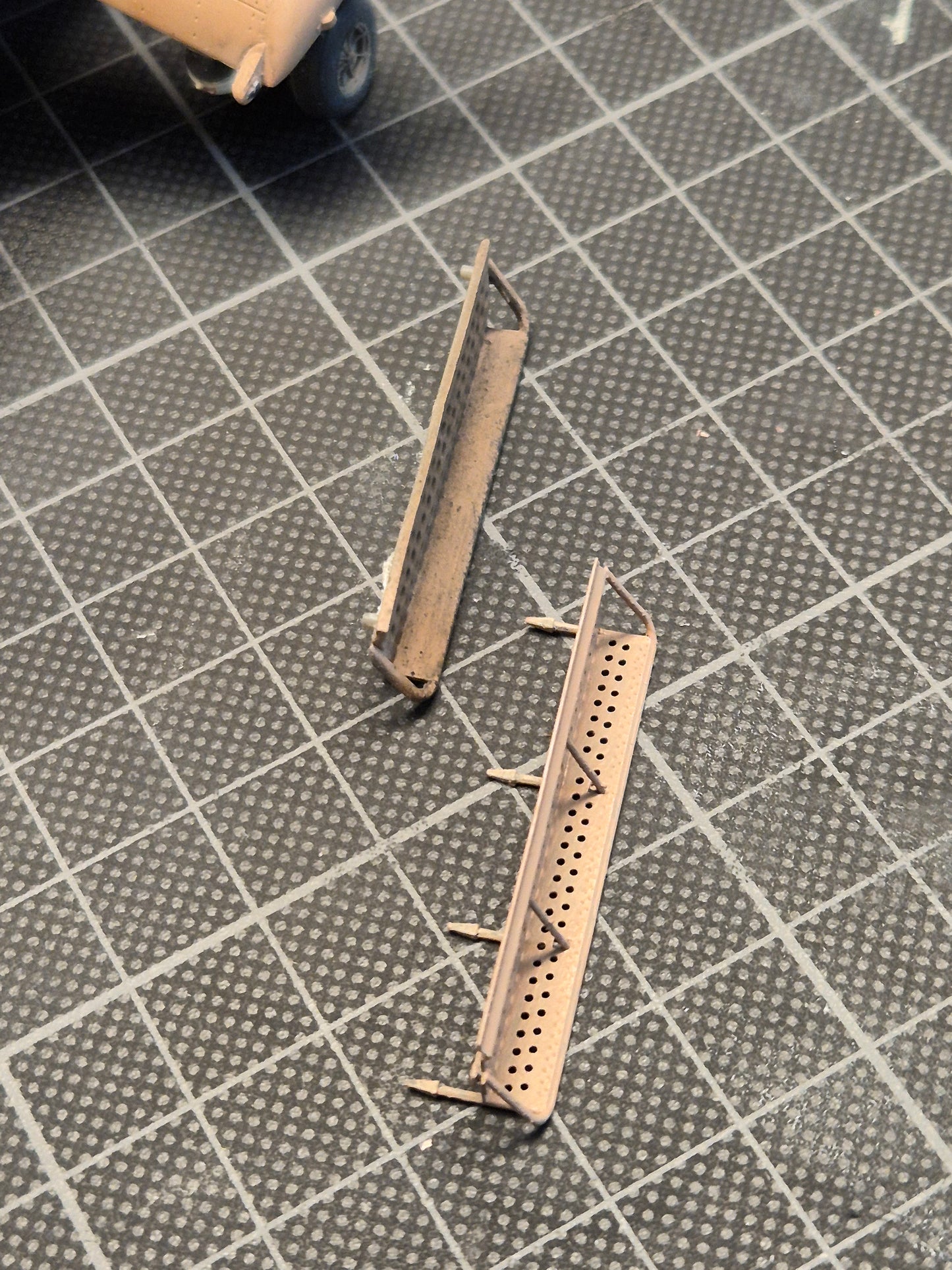 #48-144 HC4 Cargo door step - Airfix upgrade 1/48 scale 1 pc
